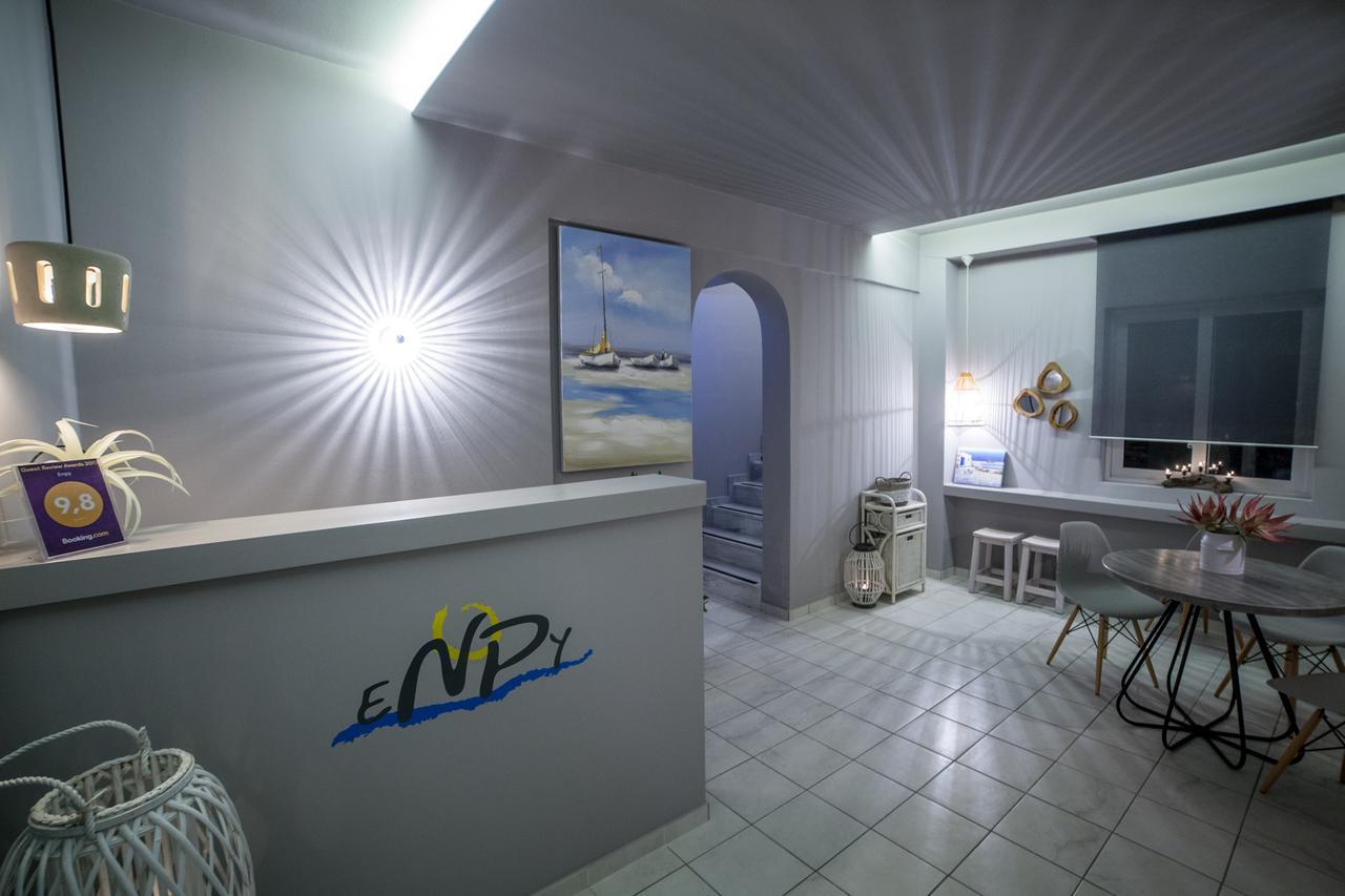 Enpy Aparthotel Finikounta Buitenkant foto